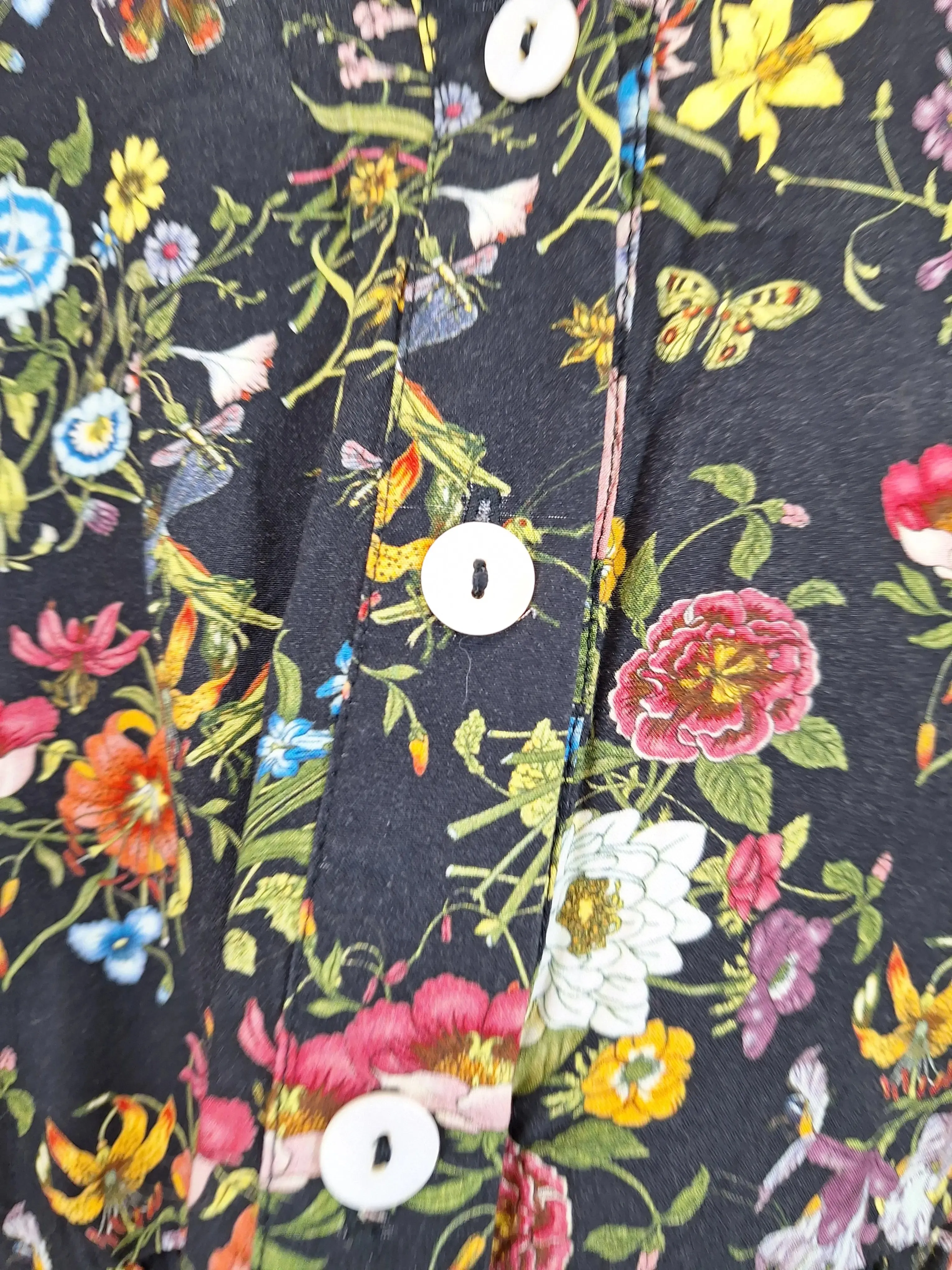 Assorted Brands Classic Feminine Floral Top Size XS
