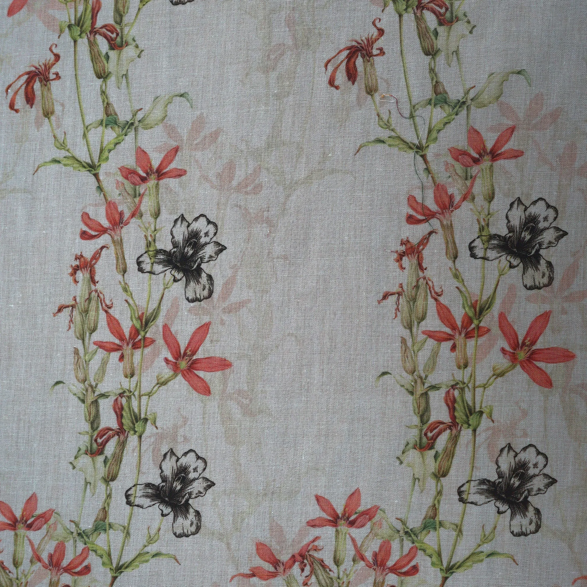 Delicate Floral Garland Italian Cotton Stretch Fabric