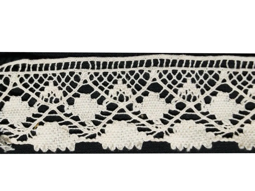 Dyeable Greige Design 1044 Cotton Laces