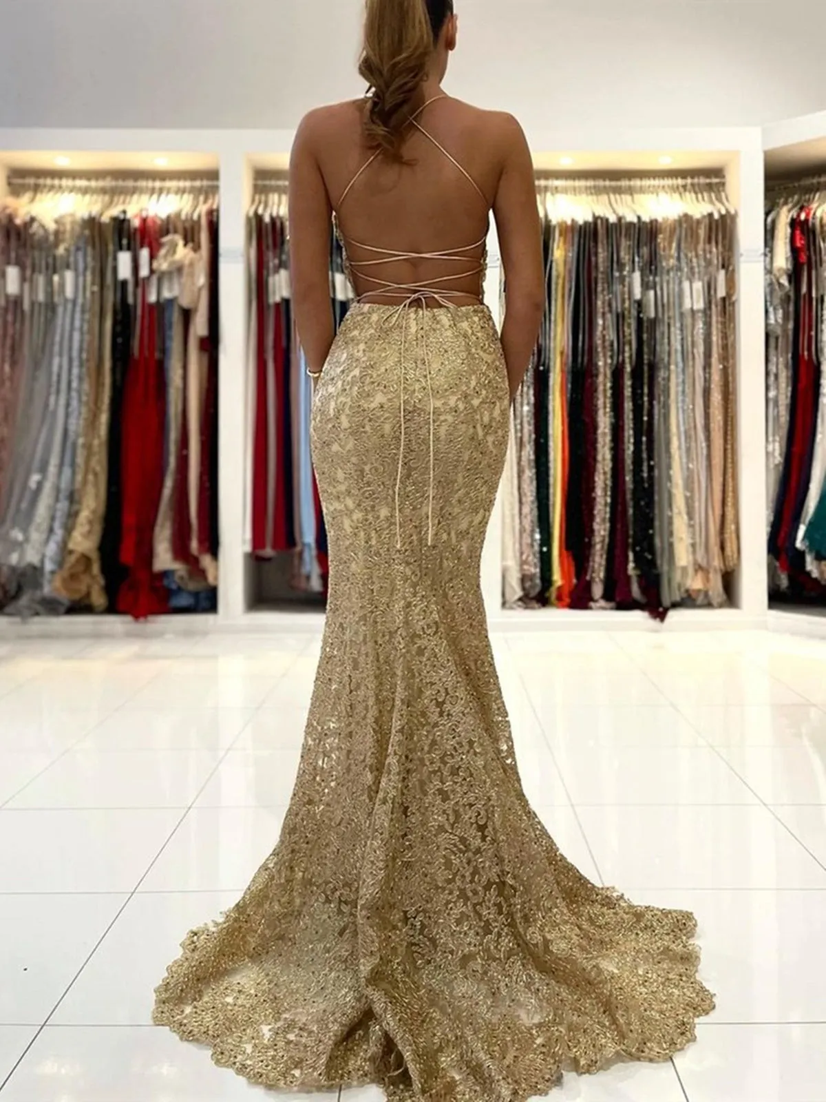 Elegant Long Mermaid Lace Open Back Graduation Prom Dresses