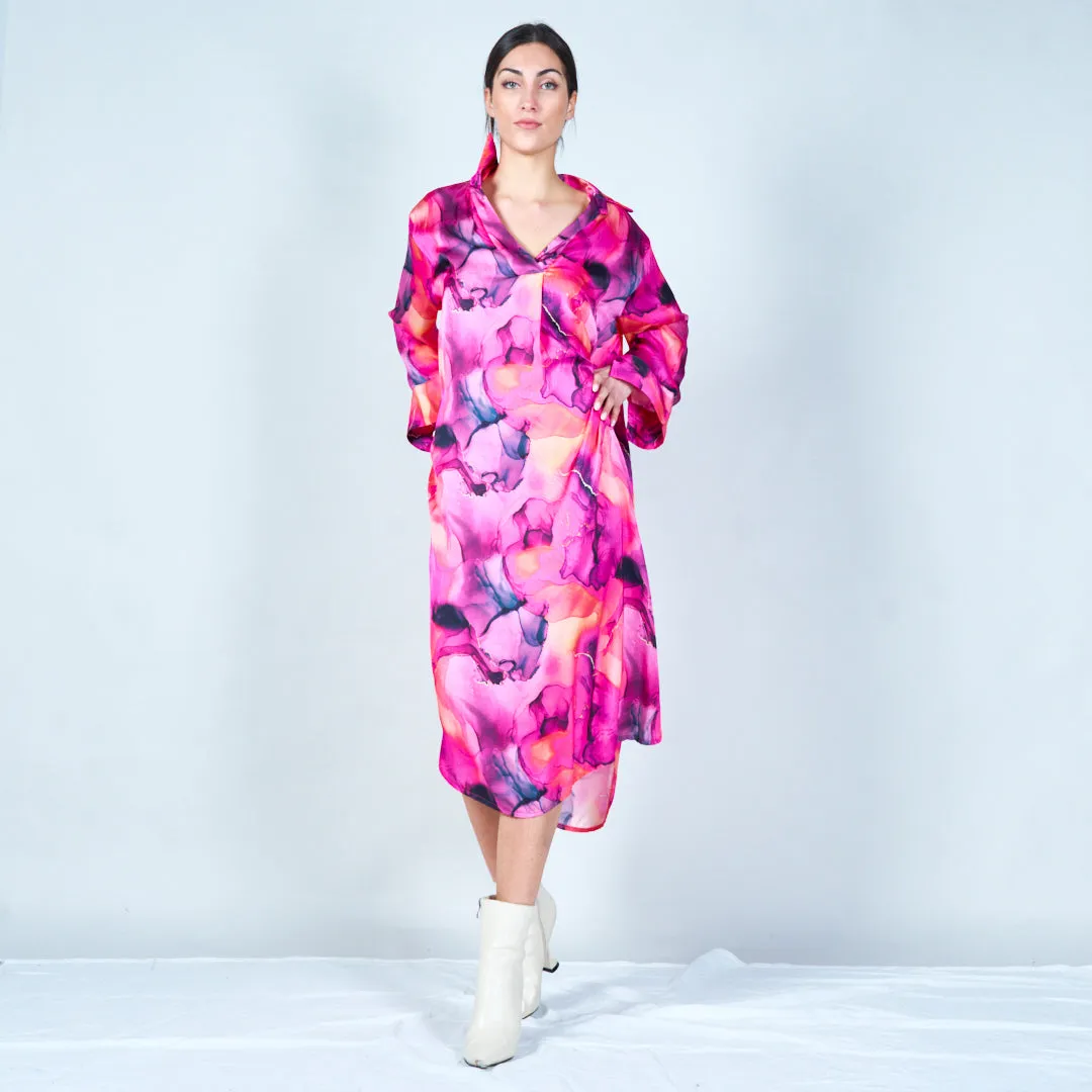Flowing abstract print midi kaftan wholesale