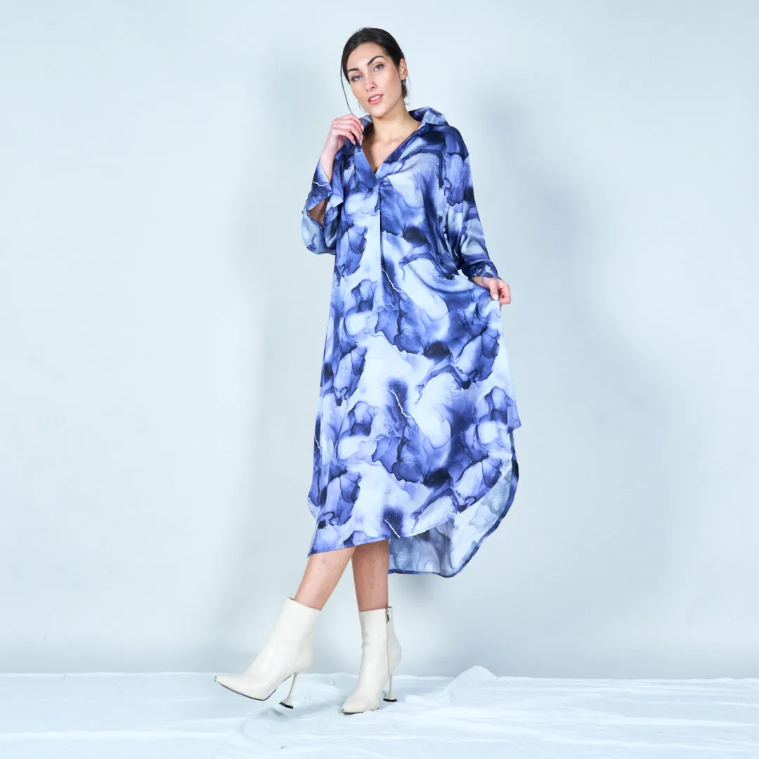 Flowing abstract print midi kaftan wholesale