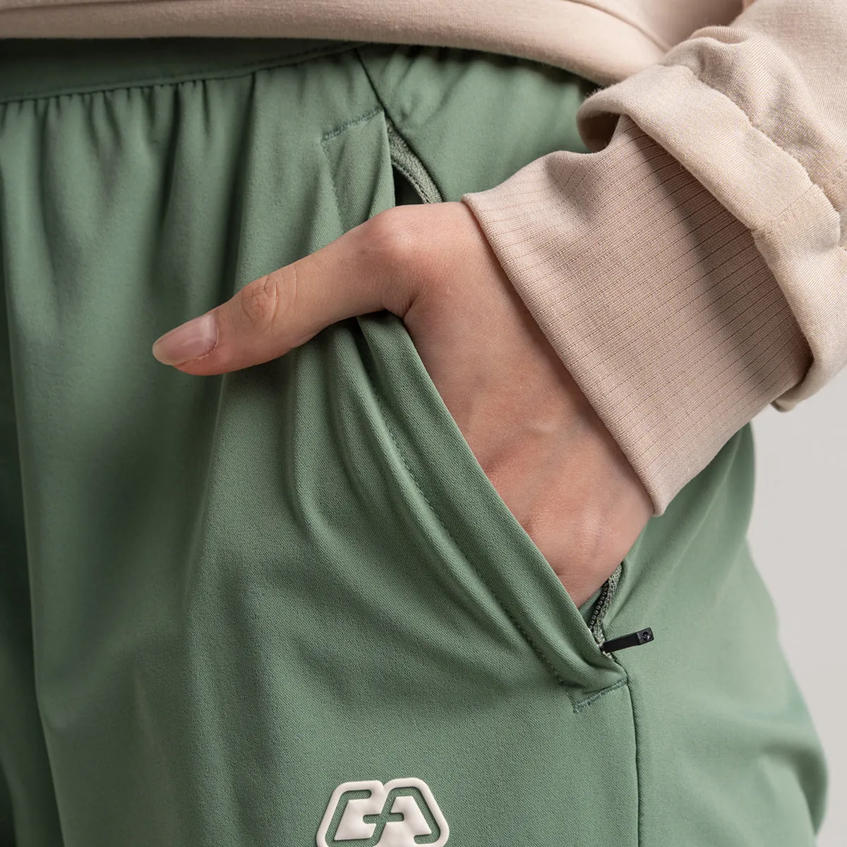 Functional Trendy Cargo Pants for Women