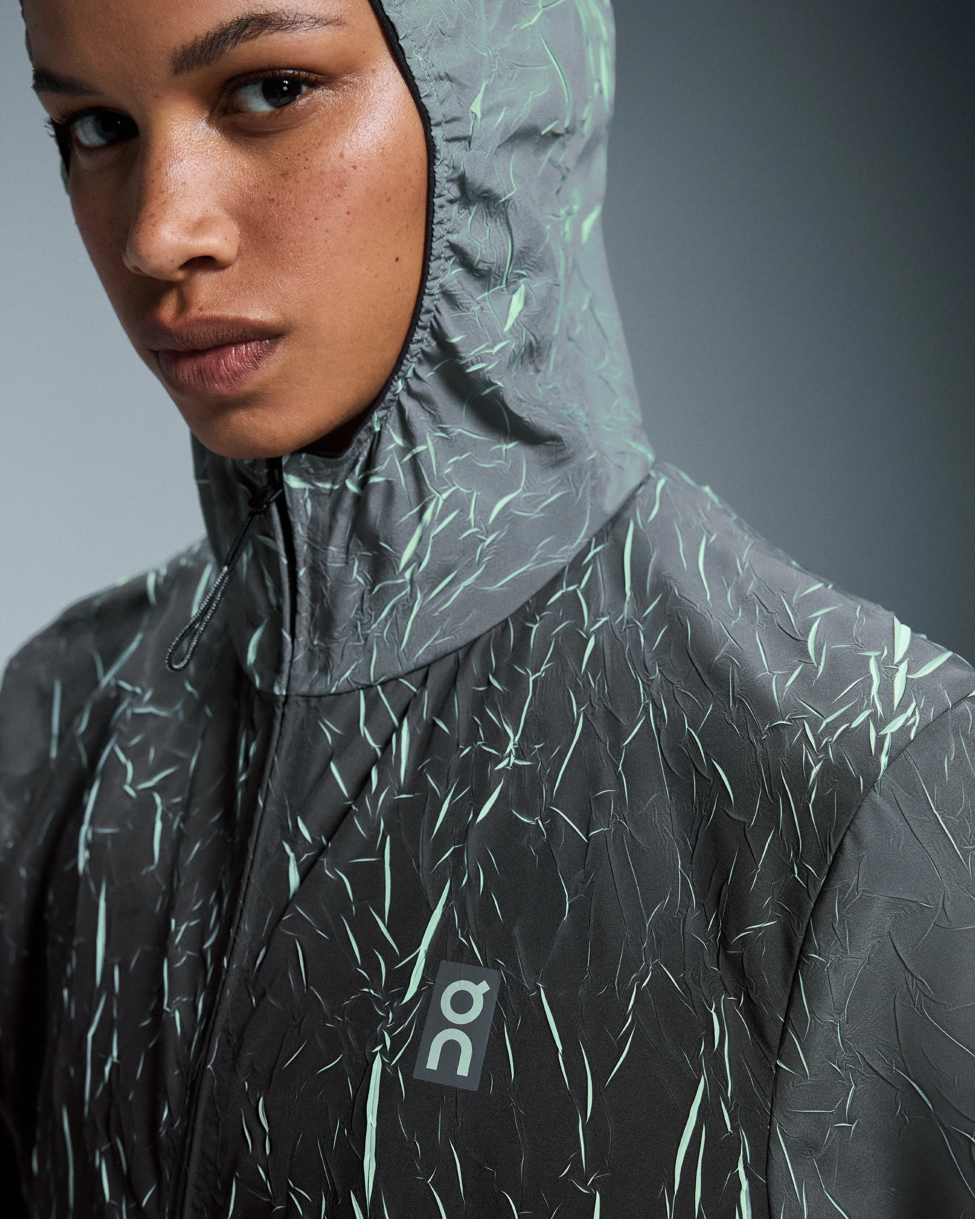 On Women's Pace Run Jacket Black / Lima