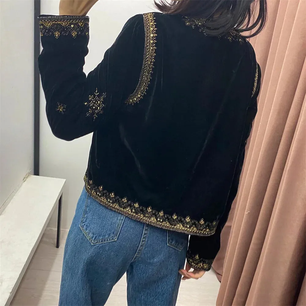 Trendy Women's Slim Fit Embroidered Velvet Coat for Spring/Summer - Elegant Casual Outerwear with Sequins and O-Neck Design